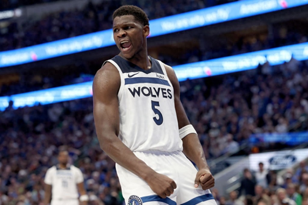 The warriors are cornered! Curry was injured, Edwards 30+4+5, the Timberwolves won the match point 3-1
