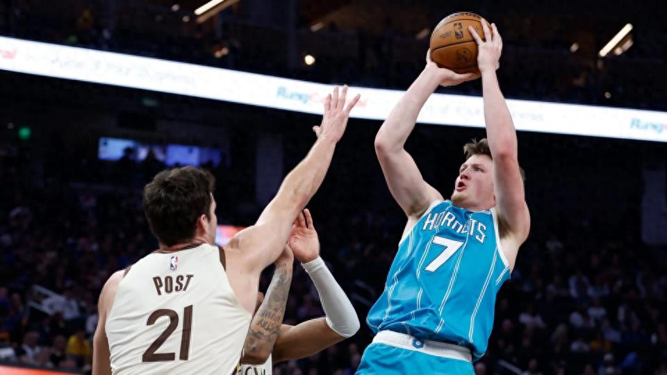 NBA official rookie rankings updated: Knupel surpasses Flagler to claim top spot; Laver of the Trail Blazers rises to 8th