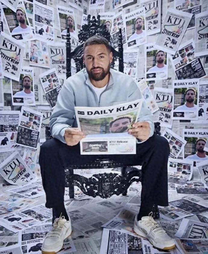 Thompson’s major signing! A full 12 years of partnership.