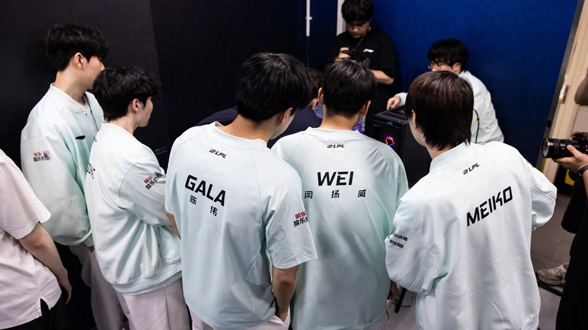 The controversy surrounding TheShy has escalated! IG has issued a lawyer’s letter to sue XuanShen and requested the streaming platform to ban his account.