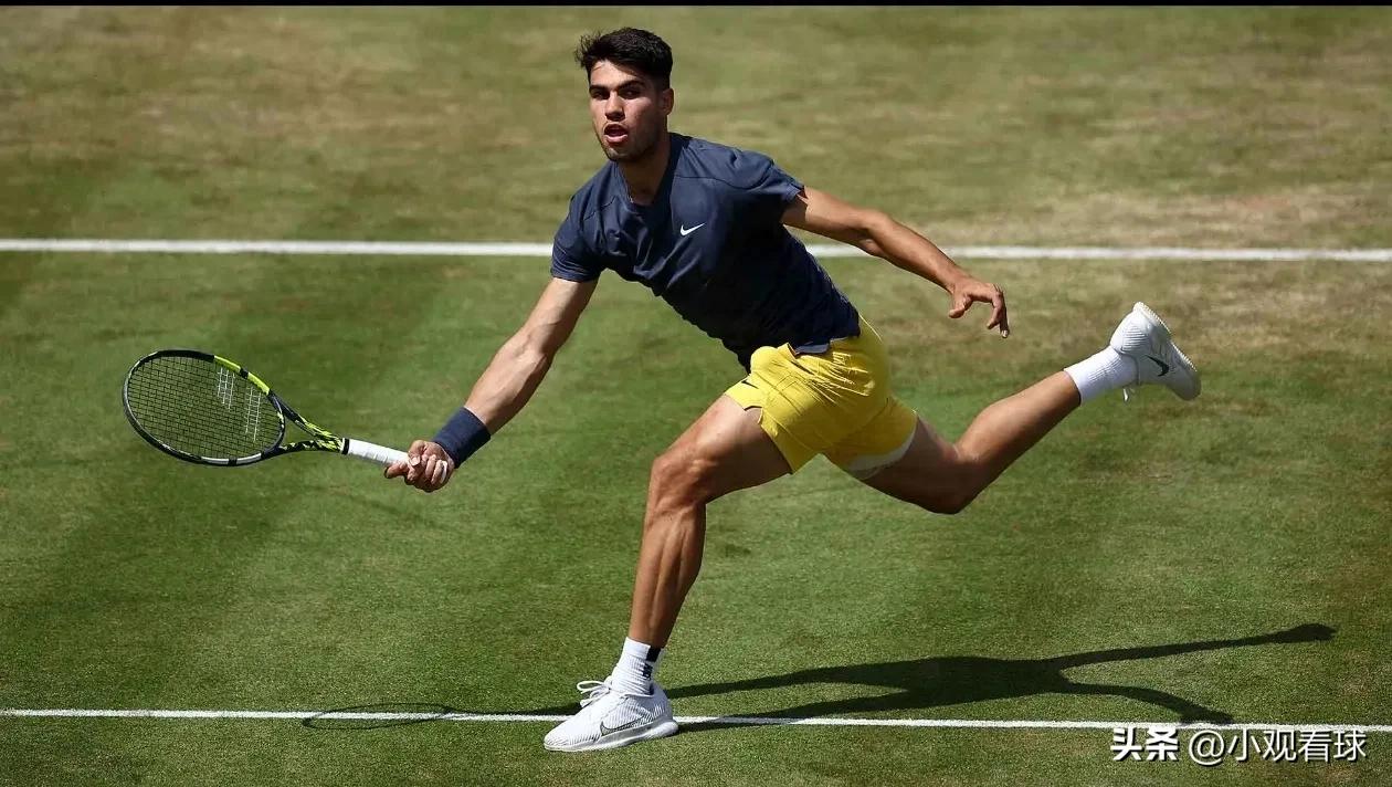 Comparison of the seeding line-up for next week's ATP 500 grass court tournament Queen's Cup and Harley