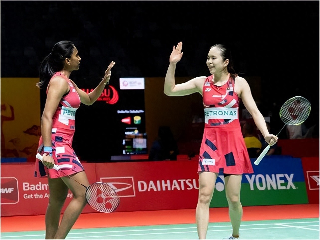Easily won half of the Olympic champion pair, and the "Letty Combination" broke into the top four of the women's doubles on the World Tour for the first time in April