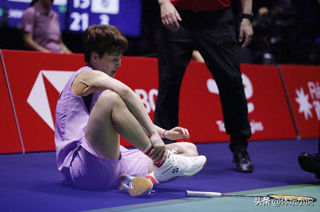 Toppling the World&#39;s Best! Chen Yufei defeats An Se-young 2-0, celebrates lying on the floor, creating three incredible moments