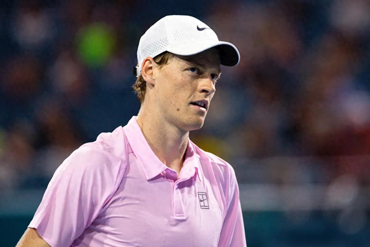 Sinner narrowly missed hitting an American star during the Miami match and promptly apologized afterward.