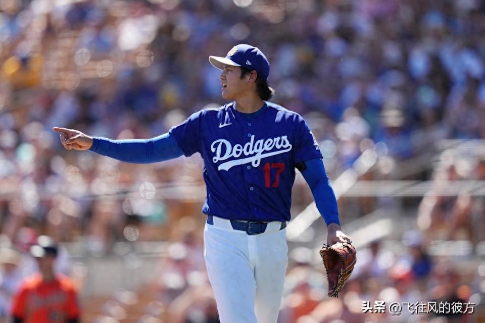Shohei Ohtani pitched 4.1 scoreless innings in his first spring training appearance; for the new season, he will pitch with five days of rest between starts and will not forcibly shorten the interval.
