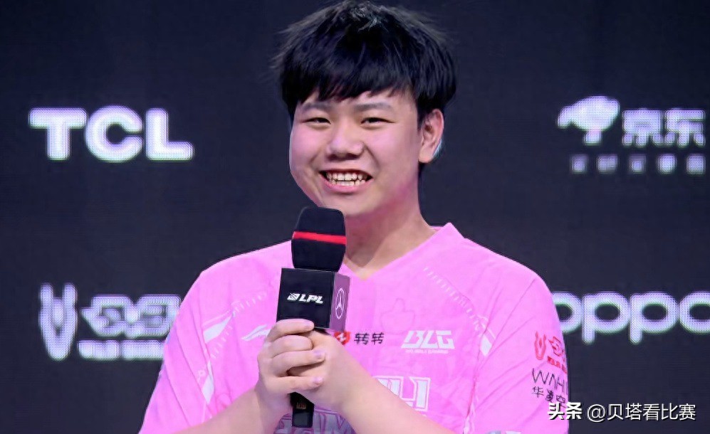 Overseas fans are buzzing about BLG&#39;s victory over AL: they suggest BLG should change their jungler for the playoffs and switch again for the S tournament.