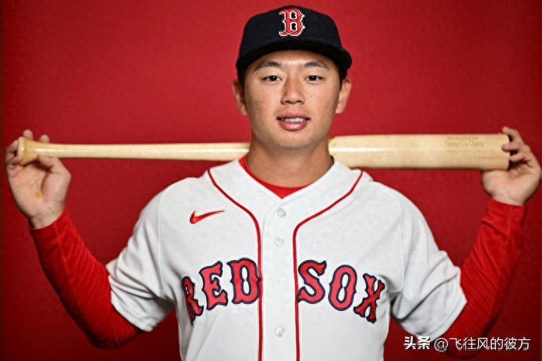 Jung Jong-chul Debuts with the Red Sox; Starts at Shortstop in Spring Training, No Hits and One Error