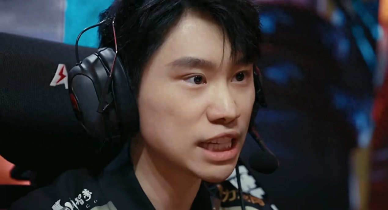 The LPL showcased a high-stakes match, with JKL proving his worth, TES demonstrating superior intelligence, and the NIP coaching staff becoming a laughingstock.