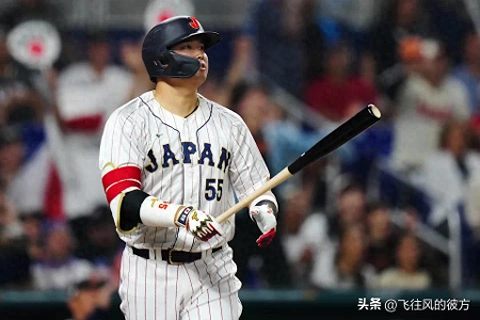 Munetaka Murakami has been accused of suppressing hitters similar to Joey Gallo, with an American journalist questioning whether he justifies his massive contract.