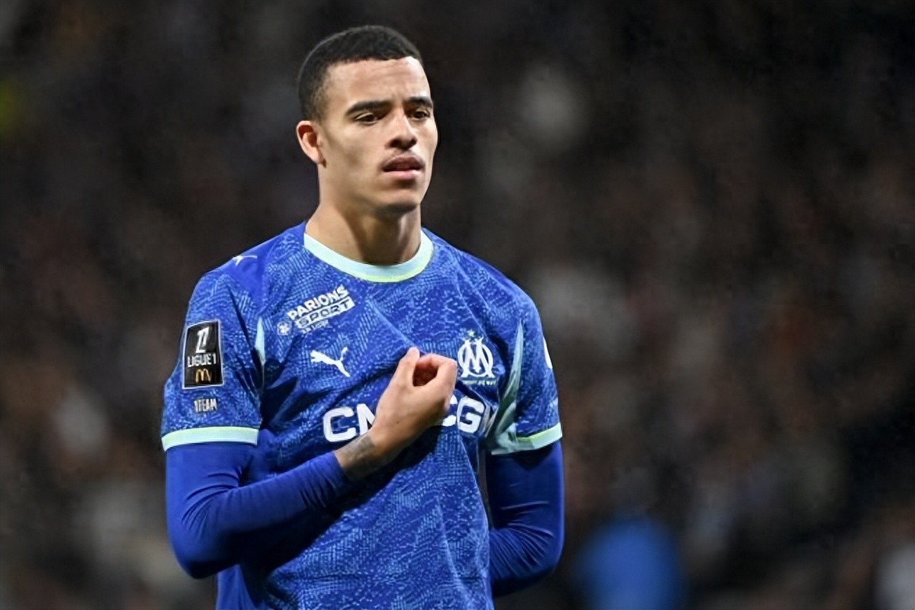 At 24 years old, Greenwood has 25 goals and 10 assists; French legend comments that he lacks the ability to be a starter for top European clubs.