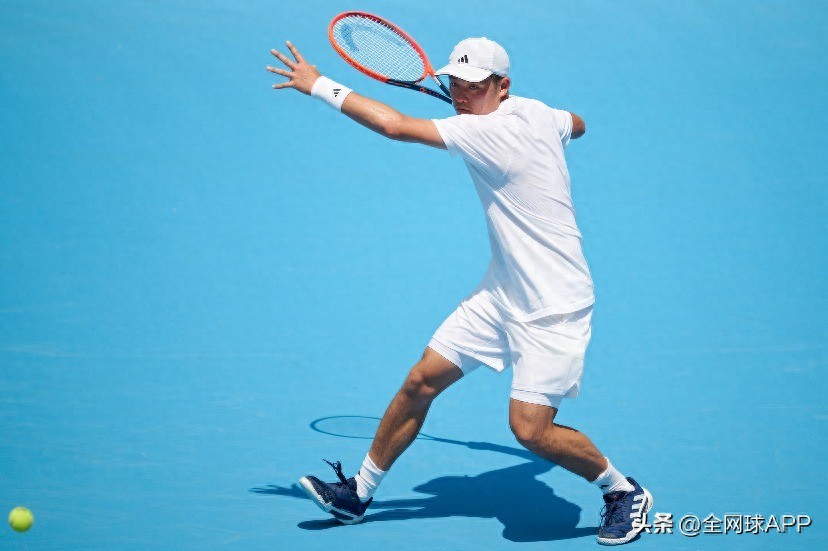 Taylor Challenger: Wu Yixuan defeated Zhou Yi to win the first overseas challenge derby of the Chinese men's tennis team
