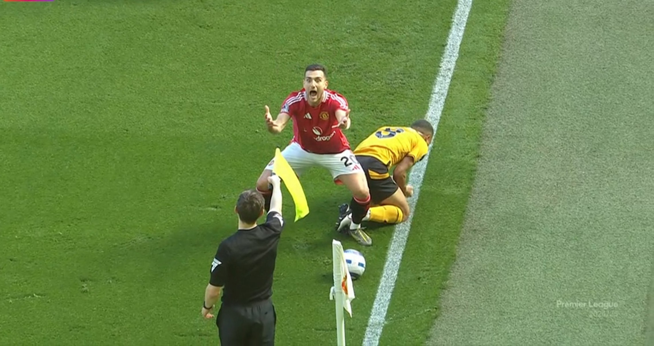 Manchester United is back early for the season and wants to play in the Europa League final! Seven missed the match against Bilbao