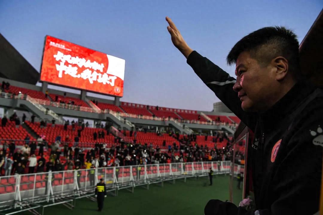 Ironmen promoted to the Super League! After 2928 days, Liaoshen football returns to the Chinese Super League.