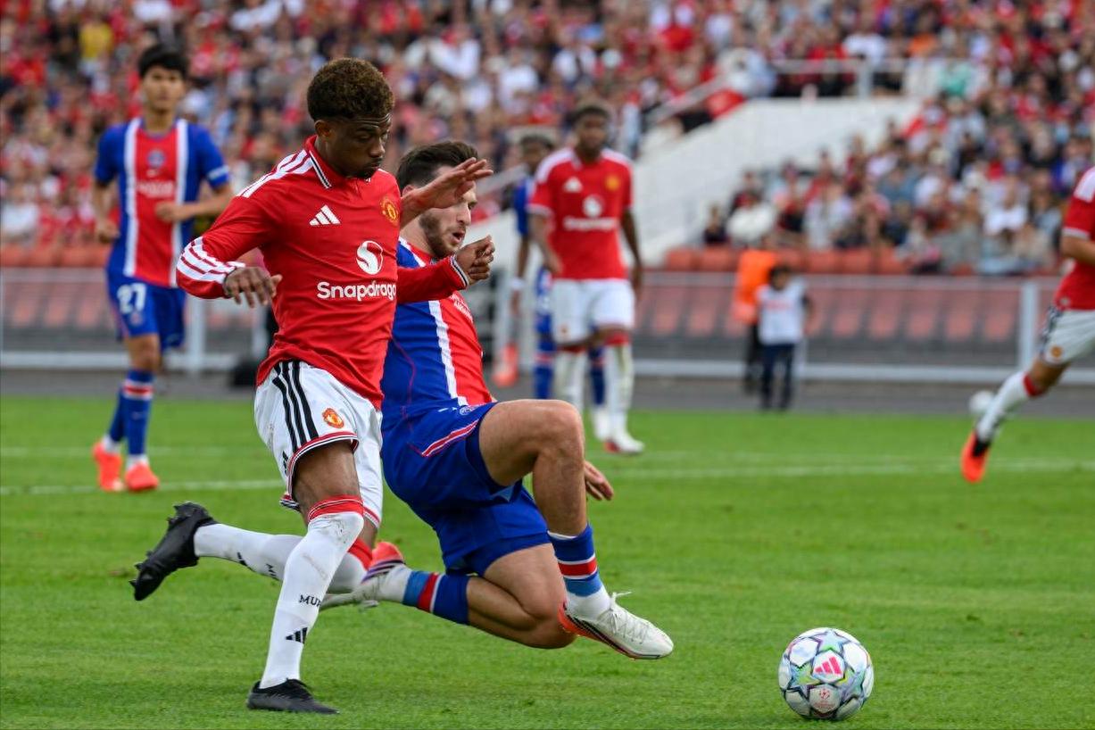 Red Devils' Draw Night: New Signing Impresses in Trial, Youth Academy Concerns Emerge