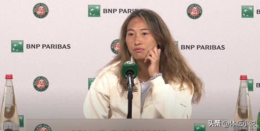Zheng Qinwen choked up after the game: She didn't even play 60%-70% of the level, and she didn't realize the shortcomings