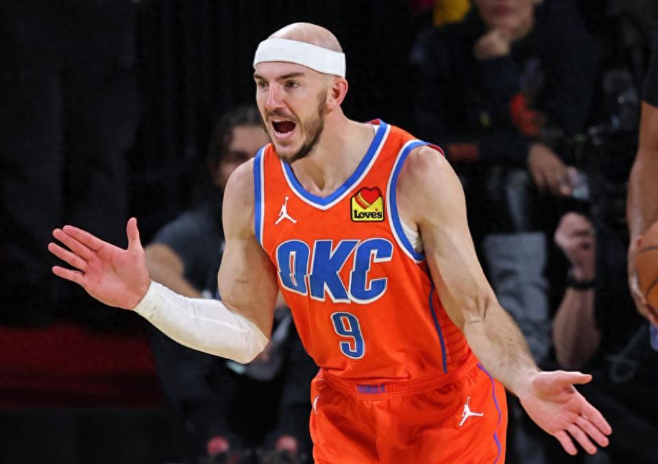 馬刺對雷霆裁判報告:最後兩分鐘無誤判 卡魯索對兩次關鍵判罰表達不滿