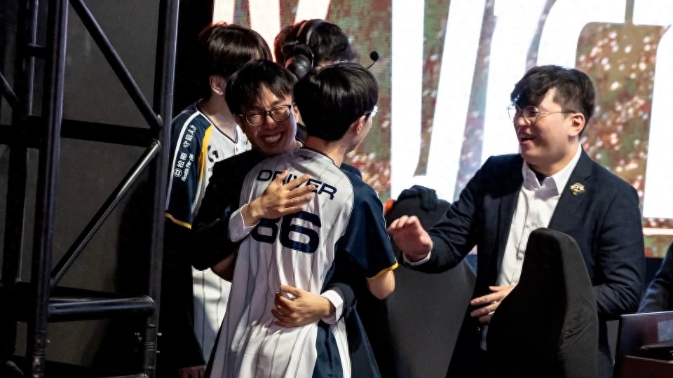 The best roster for the S15 Swiss Stage has been announced! Three players from the LPL made the list, with only one domestic player included.