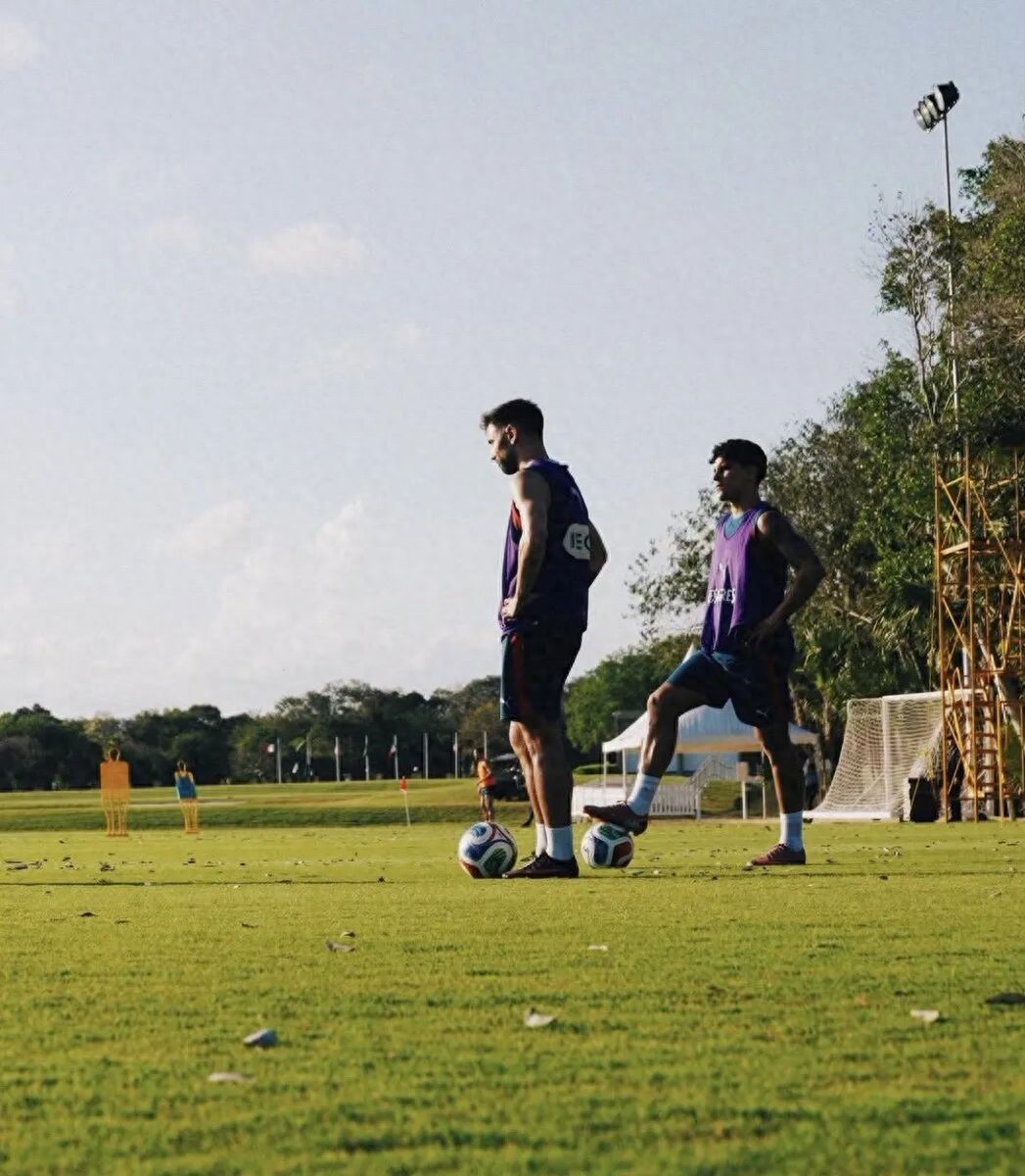 Bruno Fernandes recommends a successor to Manchester United! Even if relegated, he could be sold for £60 million, still cheaper than Palmer.