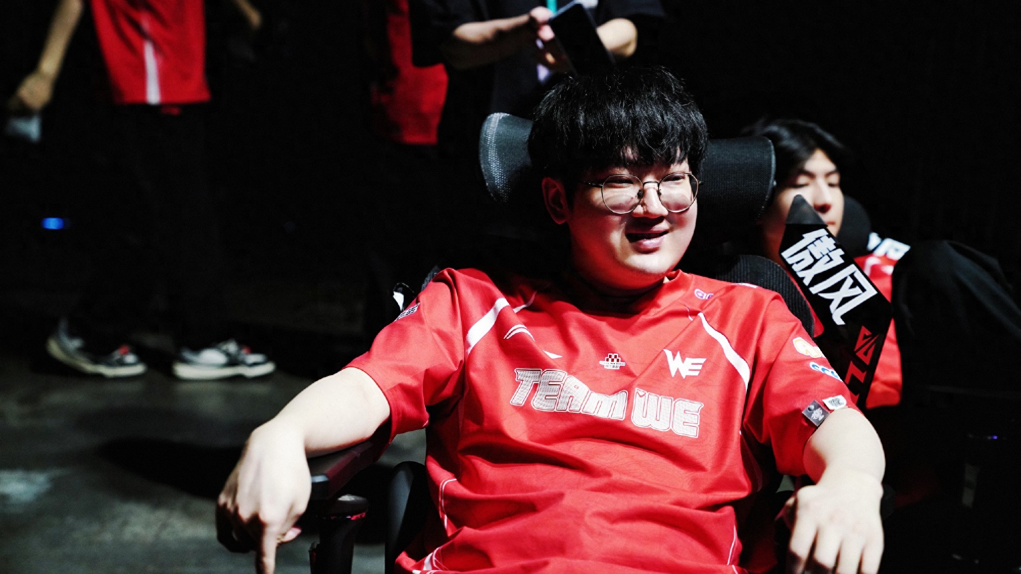 BLG life and death battle to change jungler? Wei's time-limited return sparked heated discussions, and the RNG manager revealed that he was owed wages