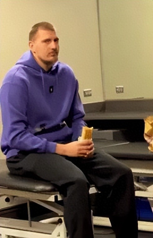 7-3! The Thunder are rattled, completely shaken! The NBA's most potent offensive team has emerged.