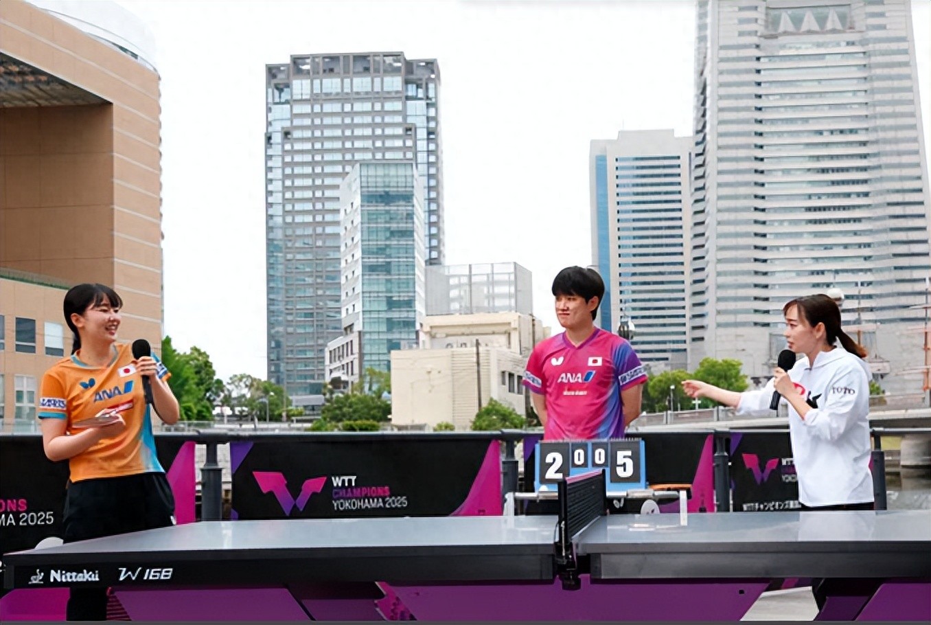 Kasumi Ishikawa came to Yokohama in a precious gray suit and recruited the strongest brother and sister in the table tennis world