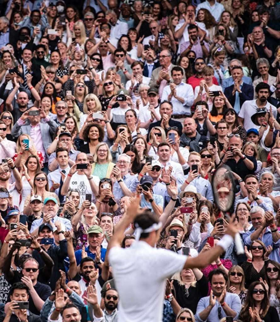 The top 50 list of athletes in terms of income is released: Federer is ninth, and five tennis players are shortlisted!