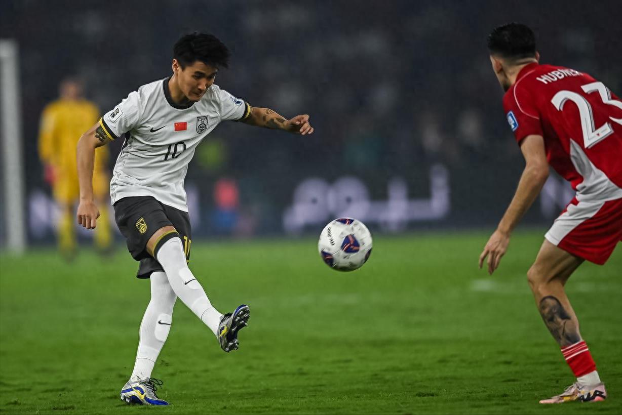 Wei Shihao's fame > strength and strength only scored 1 goal in the world preliminaries, or against Singapore