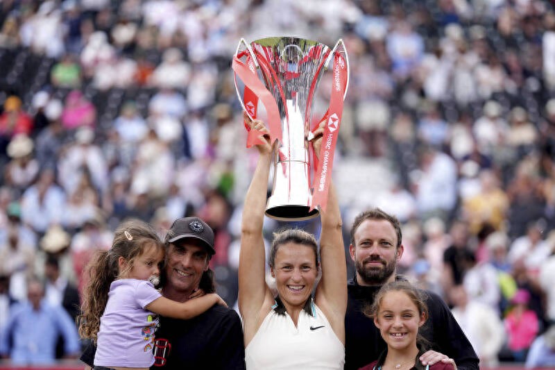 Maria became the oldest WTA champion in the past five years, and after the match, she shared her family and family to fight