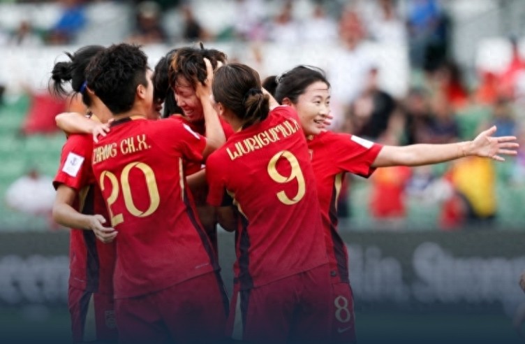 The Chinese women's football team is truly impressive, defeating Chinese Taipei 2-0 in extra time to advance to the Asian Cup semifinals and qualify for the 2027 World Cup.