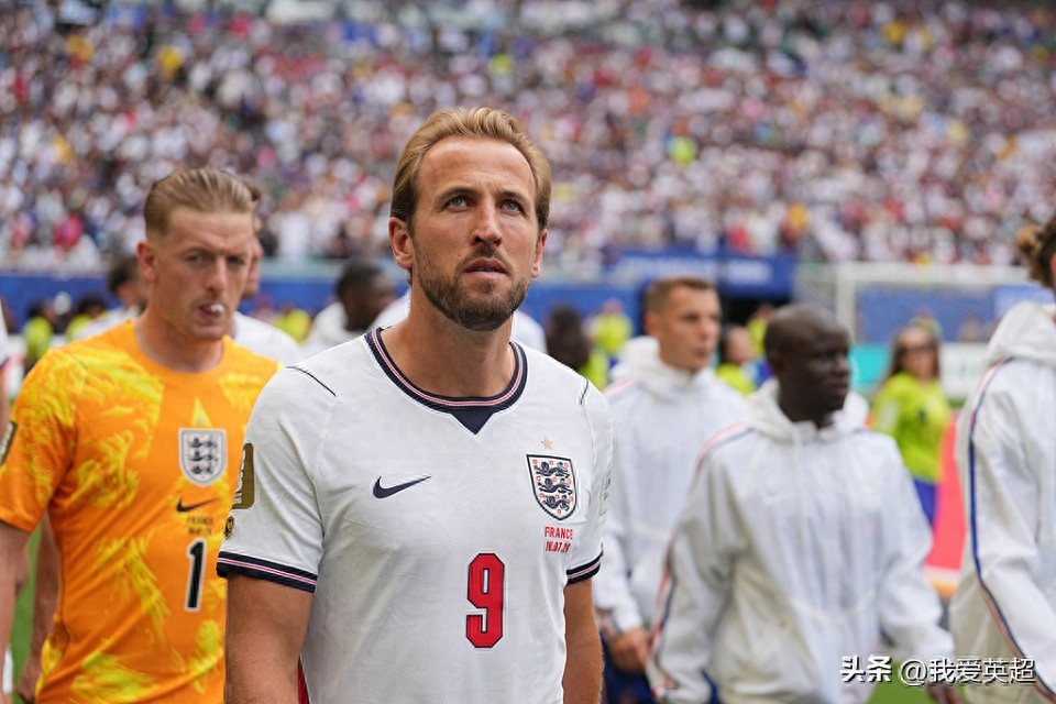 Reversed by Argentina! Reports say many England players cried and blamed Tuchel, shocked by his decision to drop two key starters.