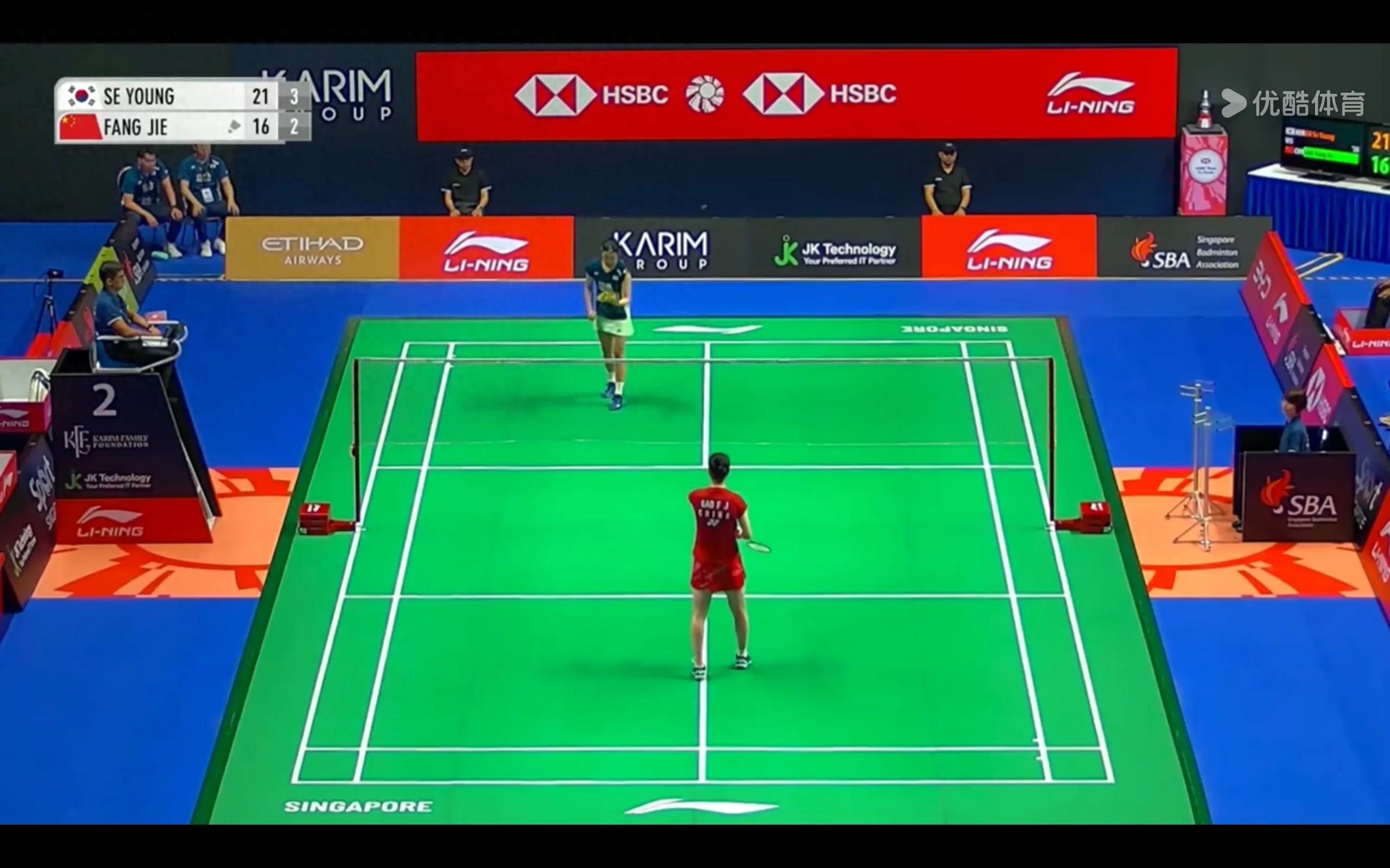 The badminton Singapore Open is being broadcast live, Gao Fangjie VS An Xiying, Weng Hongyang VS Kieran
