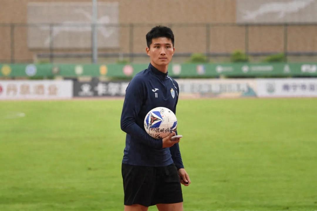 Facing the three fundamental questions of life, the clarity and confusion of Fernando, the top scorer in China League Two