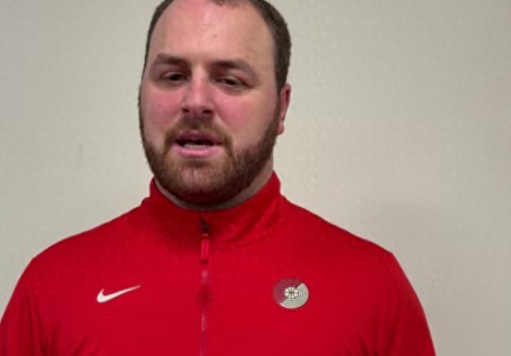 Mixing Head Coach: Yang Hansen's rebounding has improved compared to before, and his English has progressed significantly since the Summer League.