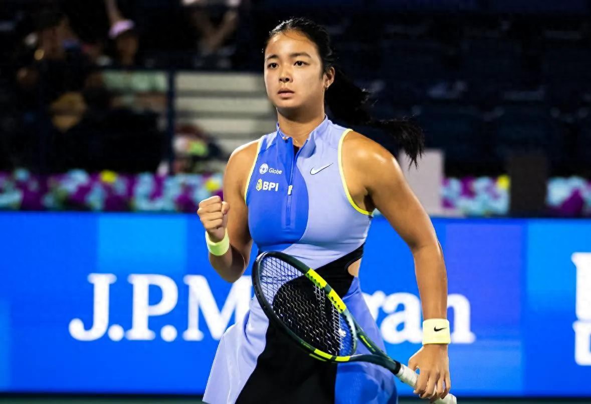 Iga was named Asia's Kvitova challenger, with Gauff dubbed the battle that ignited massive traffic; netizens humorously commented on Dubai withdrawals.