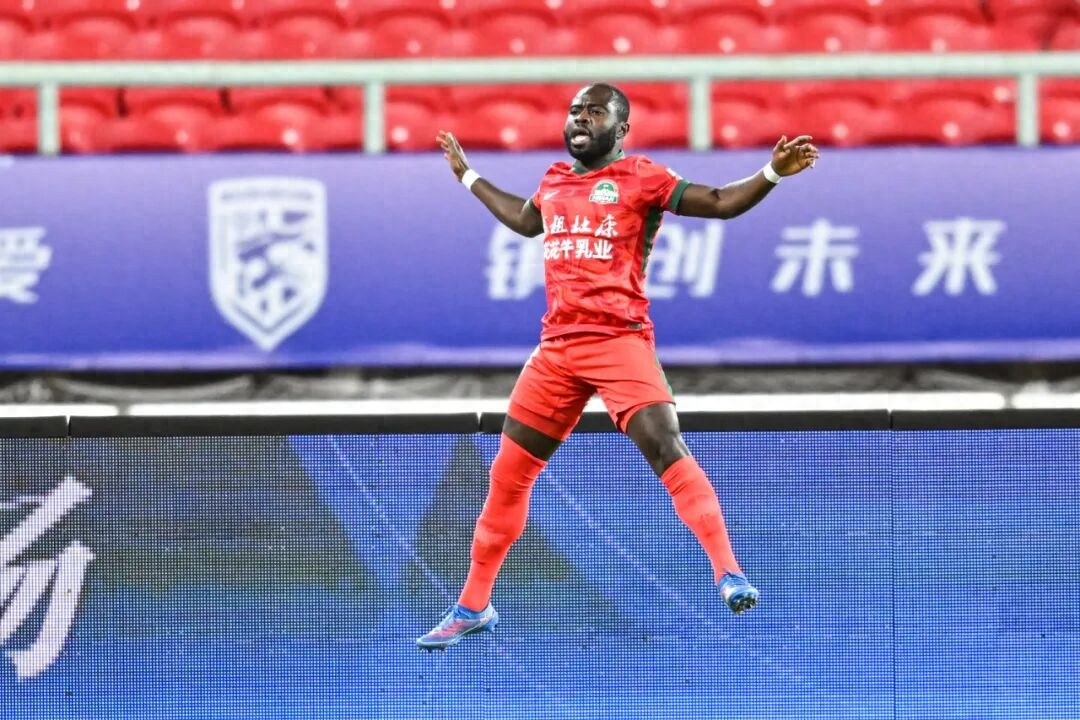 Achimpen, crowned &#34;Half of Henan&#39;s Sky&#34;