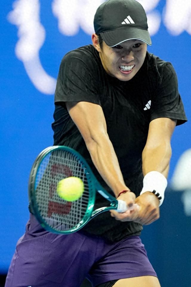 From Melbourne to Beijing, Lenachen has achieved seven major career breakthroughs in the 2025 season.