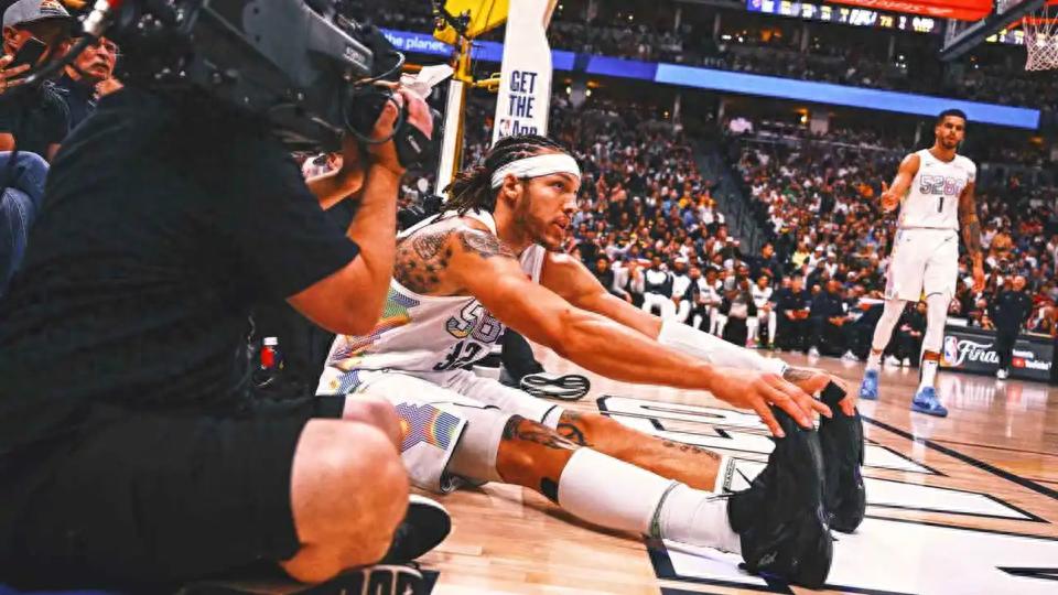 Nuggets suffer another major blow! Gordon to miss at least 4-6 weeks due to right hamstring strain, previously sidelined for 19 consecutive games because of this injury.