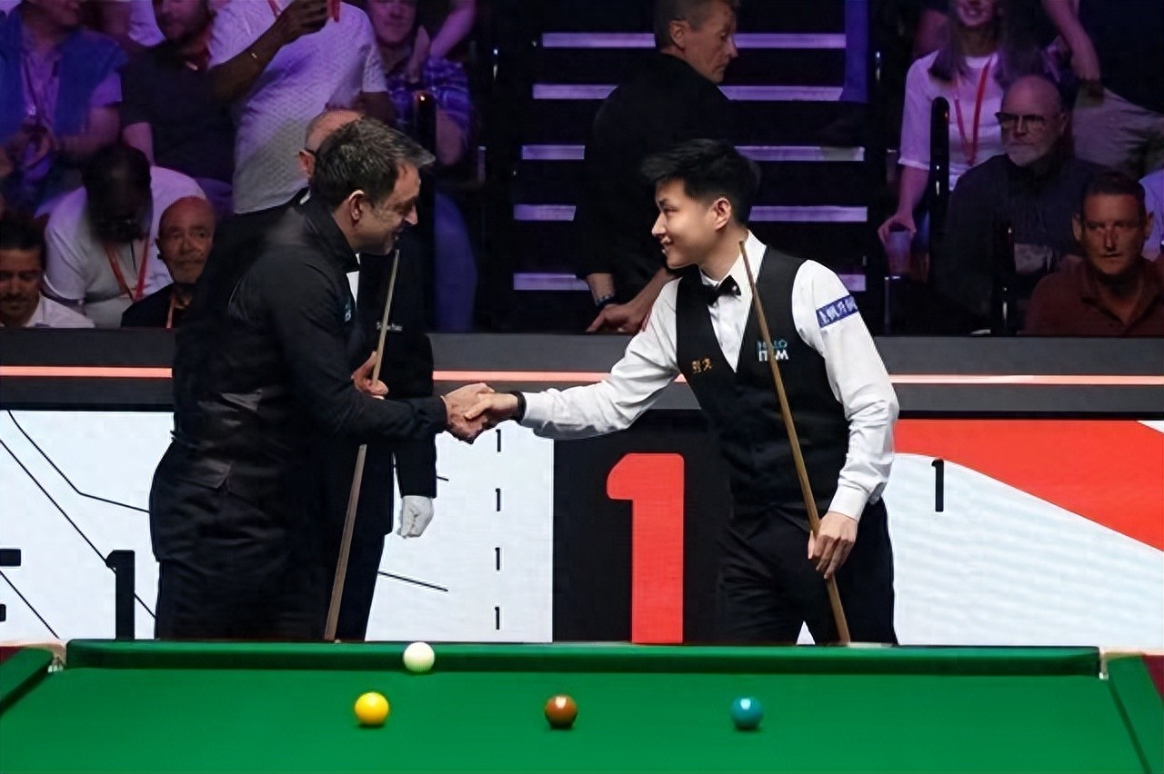 Zhao Xintong became the fourth player to throw "8 consecutive whips" against O'Sullivan at the World Snooker Championships