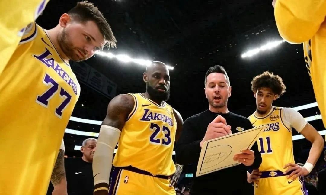 Bye! The Lakers' first offseason departure! At the center position, the Lakers don't plan to keep him