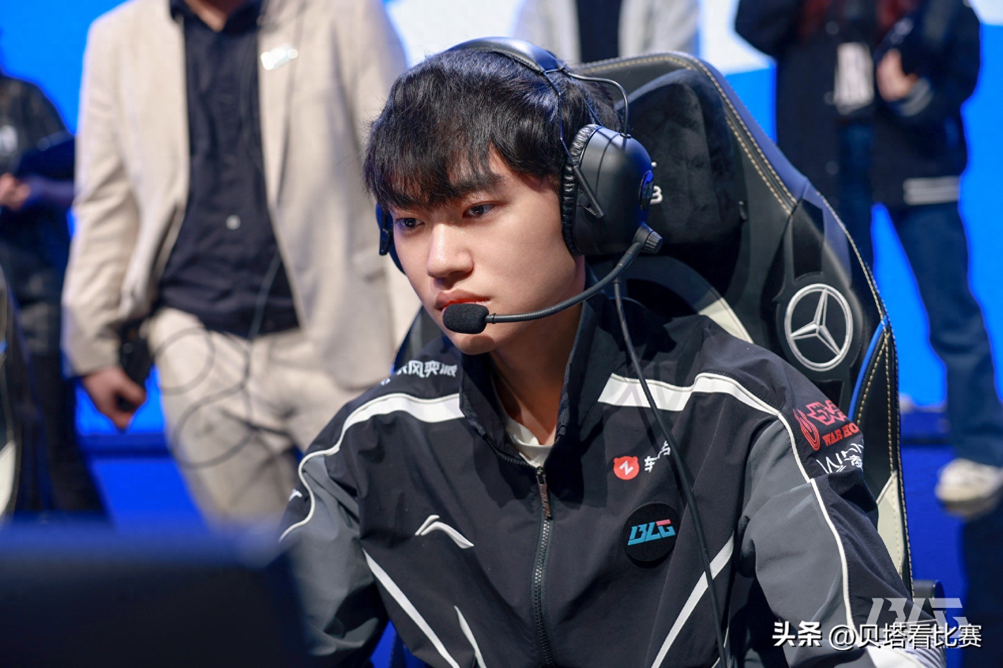 Overseas fans are buzzing about BLG’s win over VKS: the least convincing 2-0 in history! Both teams deserve elimination.