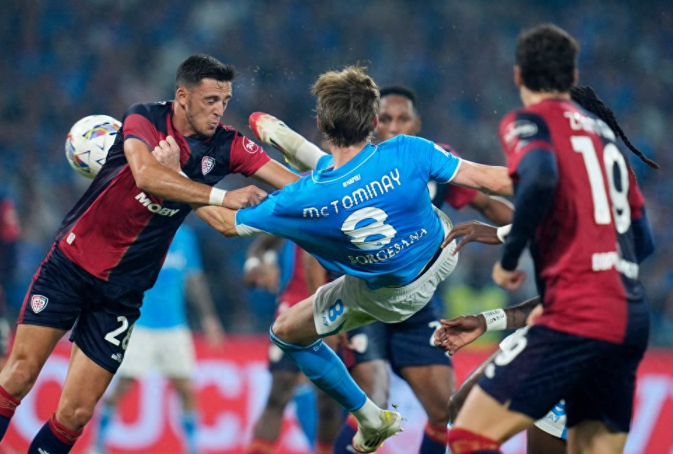 Omnipotent! Wheat barbs broke the deadlock to win the Serie A title, and many of Manchester United's teammates are looking forward to joining Napoli