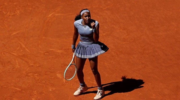 Clay season points defense pressure: Zheng Qinwen faces significant pressure, world's top two under heavy strain!