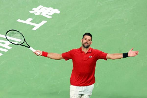 Djokovic&#39;s refusal to disclose his health status raises concerns, with old injuries unresolved and new ones emerging.