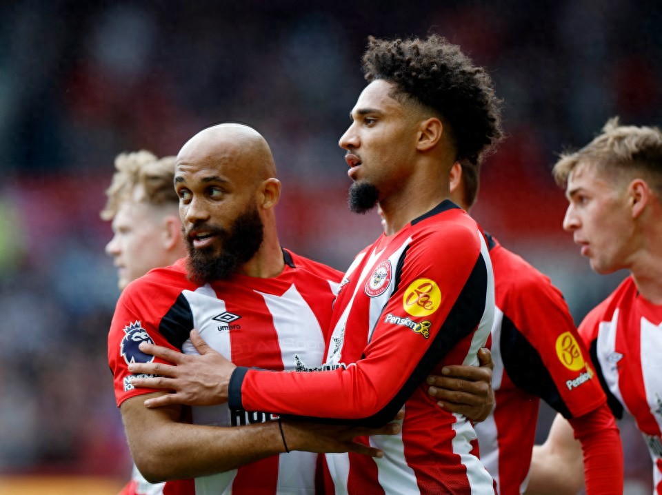 Manchester United wants 60 million to compete for the queen bee, break the team's defense and conquer Amorim! If you sell two people, you can sign him