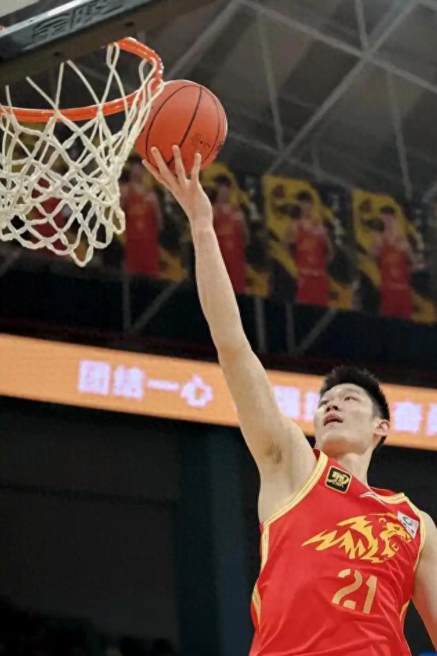 Zhejiang Derby hits a new scoring low! Hu Jinqiu scores 15+3 while Wu Qian only gets 3 points; Guangsha overturns Zhejiang to secure a three-game winning streak