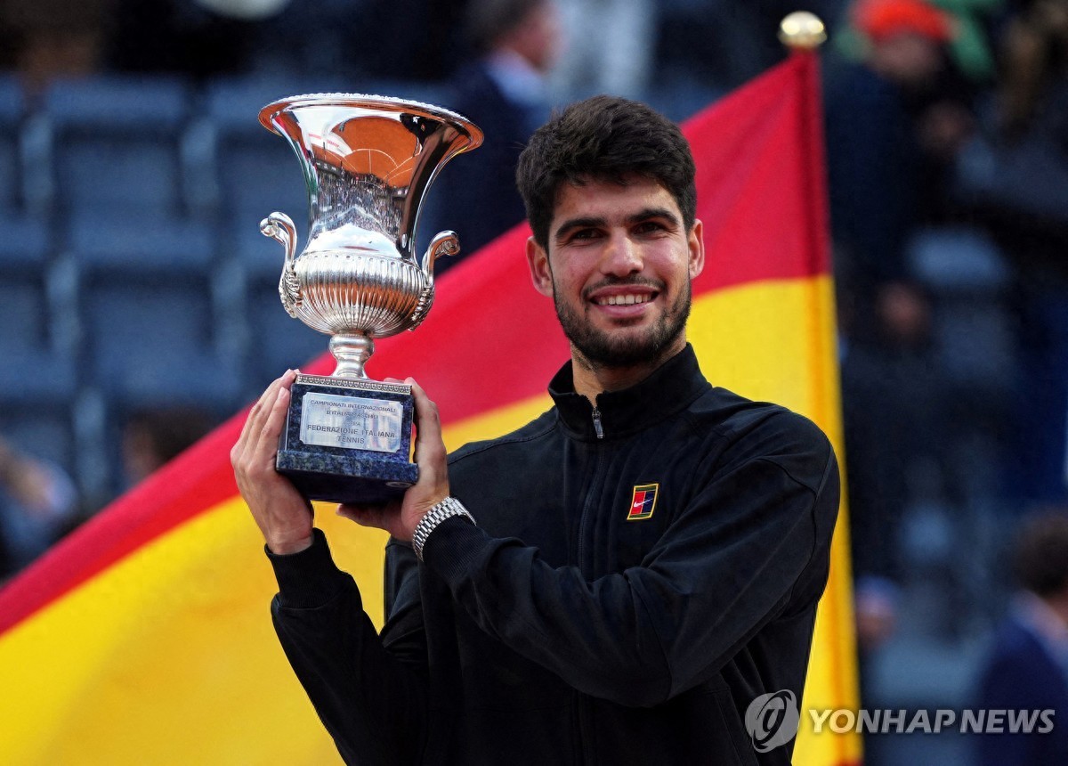 Alcaraz, who won the title of Rome in 2025, made headlines on the ATP's official website, and the prospects of the French Open are promising