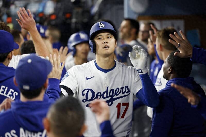 Shohei Ohtani tied for MLB home run king with 15 hits in a single game this season, and the Dodgers beat the Athletics