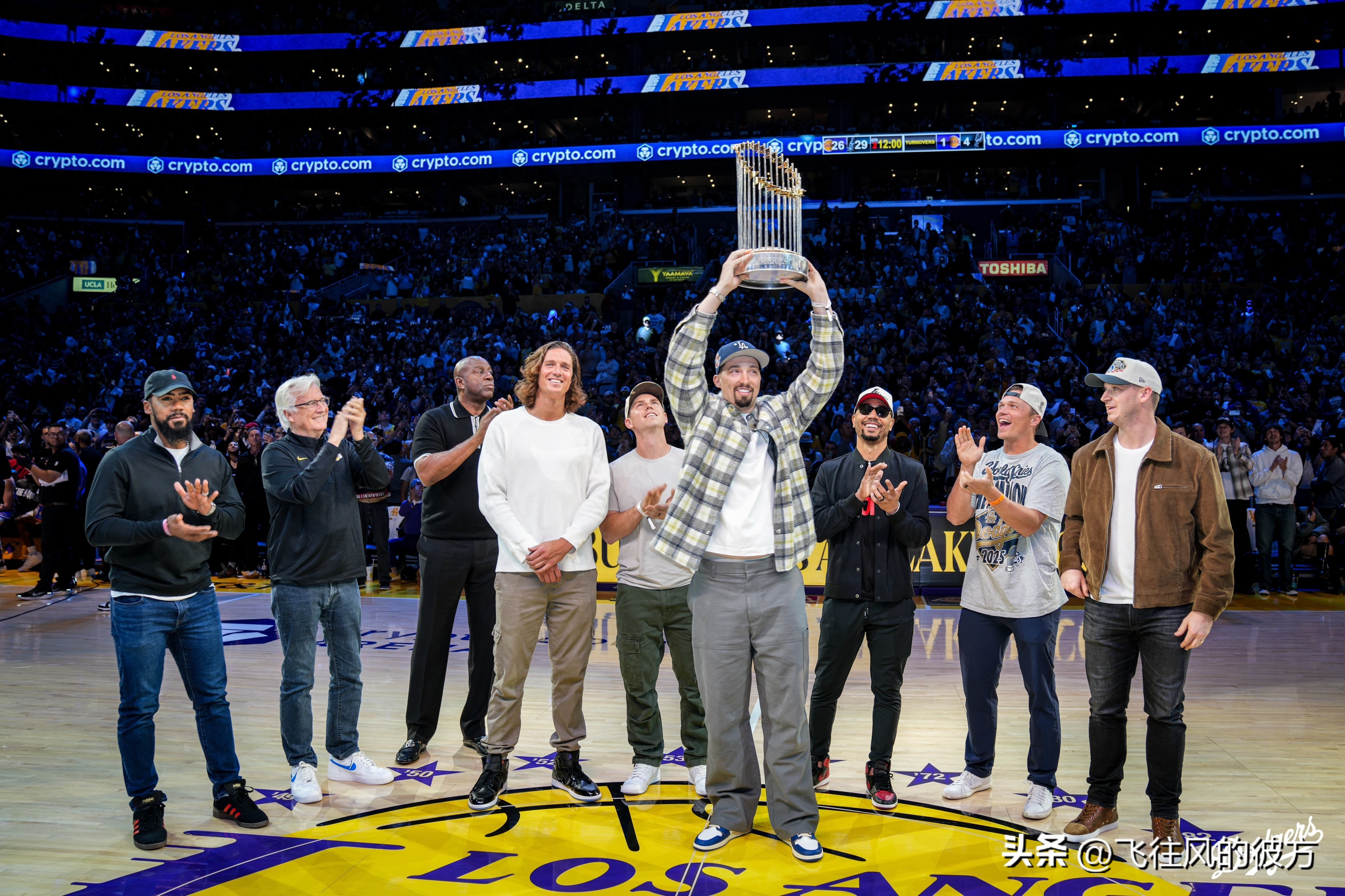 Dodgers championship members visit Lakers home court, star pitchers showcase basketball skills with effortless dunks