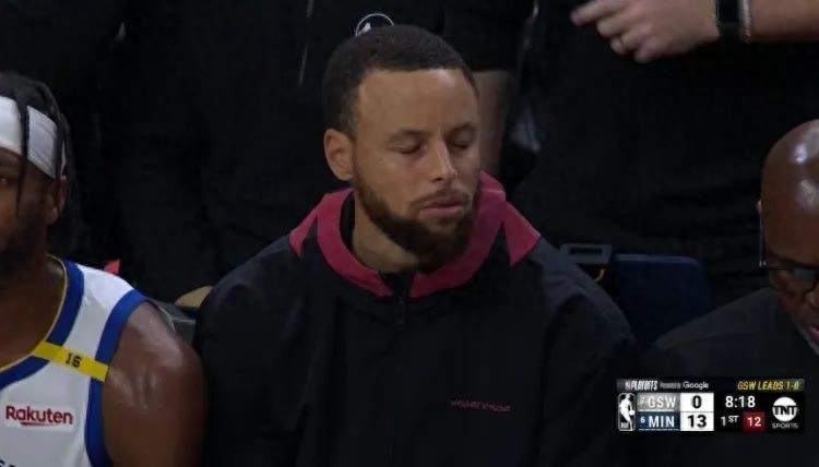 The Warriors were defeated! Curry is injured, so it's a JB!