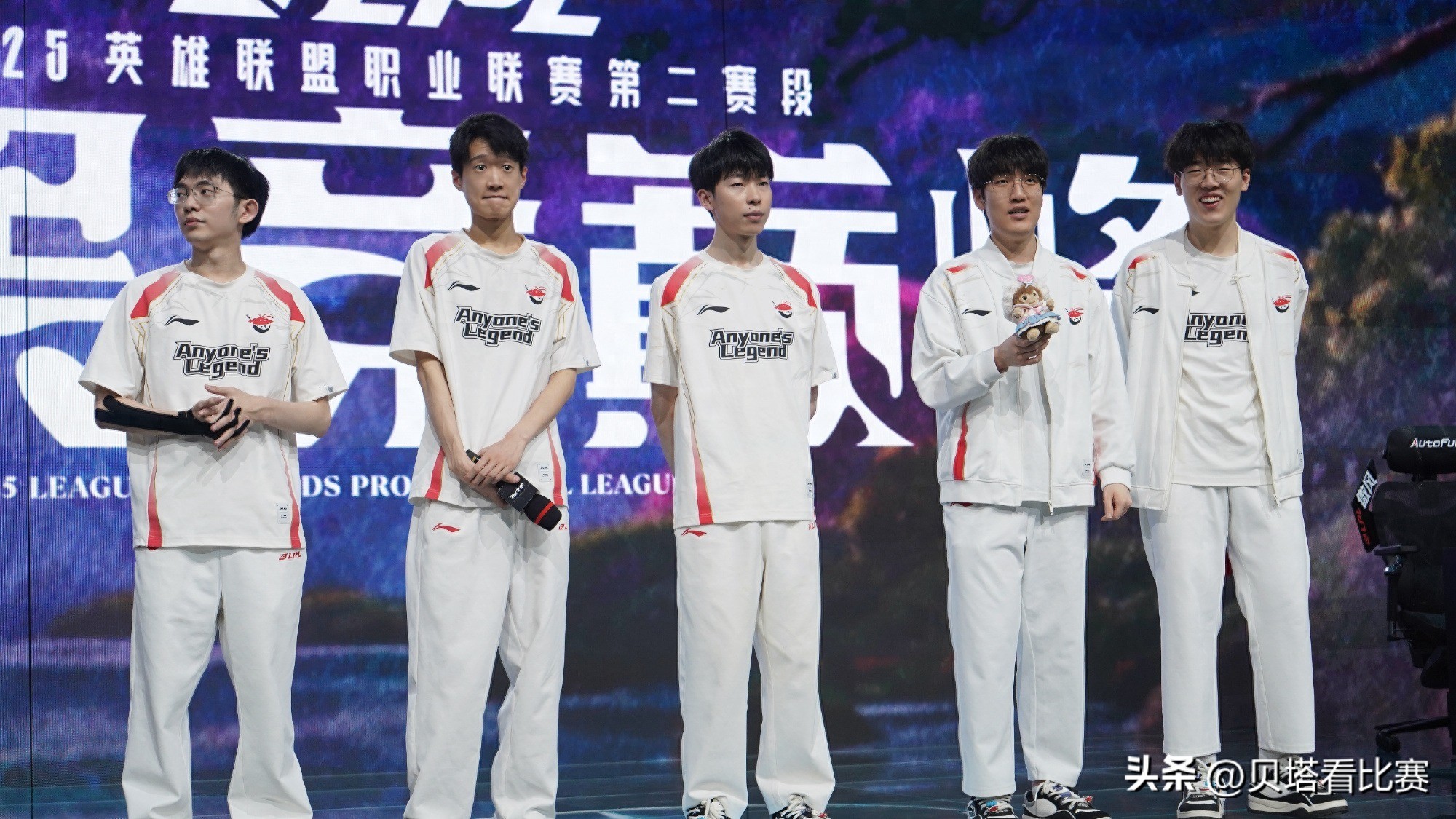 Congratulations AL! Beat WBG 3-1 to advance to the finals! Will compete with BLG for the first qualification to MSI